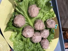 现打牛肉丸-三千坪超级火锅市场·土灶牛肉火锅