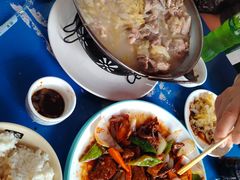 -一口猪海鲜浑锅·东北家常菜