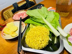 -干老庆贵州留一手烤鱼·地摊火锅(财经大学店)