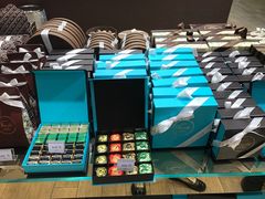 -VENCHI 闻绮(北京国贸商城店)