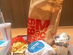 -麦当劳(学院大街店)