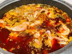 -佬缸炮江湖川菜(玉林店)