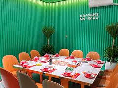 -百龙烤骨头·鲜肉烧烤·小龙虾·KTV(长春总店)