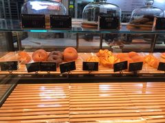 面包甜点陈列柜-tuan woodfire kitchen(锦绣坊店)
