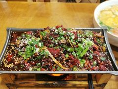 -石磨豆花家常菜·牦牛排土火锅