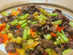 -魏铭鱼头捞饭(晋阳路店)