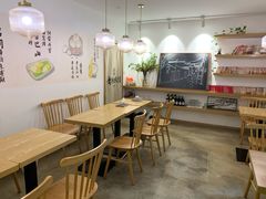用餐区-正南齐北·老街糯米团(洪崖洞店)