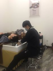 -凌氏生发养发馆