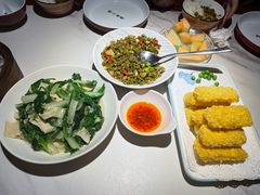 -湘西小馆(滨河路店)