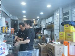 -陈记甜品窝(中山北路店)