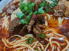 红烧牛肉面-丁丁猫重庆小面(徐州路店)