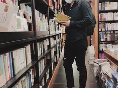 -西西弗书店&矢量咖啡(壹方购物中心店)
