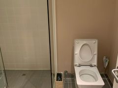 -上海中航虹桥机场泊悦酒店