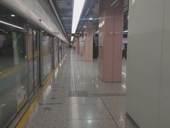 -蓝天路(地铁站)