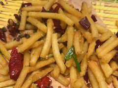 干煸土豆丝-肥肥虾庄·金牌油焖大虾(汉口城市广场店)