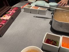 -左庭右院鲜牛肉火锅黑金店(陆家嘴中心店)