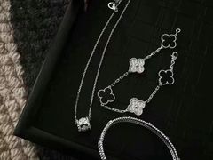 -梵克雅宝(国贸商城店)