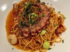 木姜子章鱼腿扇贝意面-LESCEDARS Brasserie Bistro香柏树