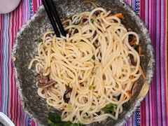 -香巴拉云南餐厅(华莱坞店)