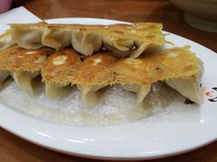 -鲜鲜锅贴(荆山路店)