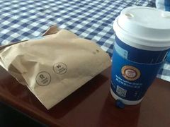 -瑞幸咖啡(蔚蓝国际店)