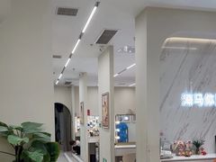 -HIMO海马体照相馆(上海华润CP静安店)