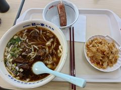 -好一家牛肉粉(山东路家乐福店)