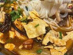 -柳州肥姨妈大骨螺蛳粉(万达中心店)