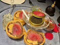 惠灵顿牛排-弦月窗LUNETTE BY AMANDA(复兴路店)