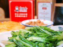 -肖四女乐山跷脚牛肉(滨江天街店)