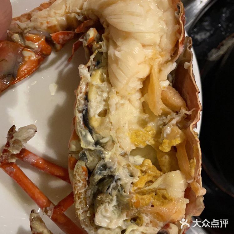 老广聚集地！海鲜新鲜粥底正！