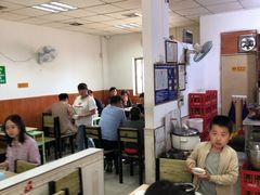 大堂-老殷锅仔