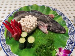 -梁家大院•农家菜(昆山会展中心店)