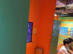 -不可思议减压馆·解压博物馆·摔碗发泄·团建定制