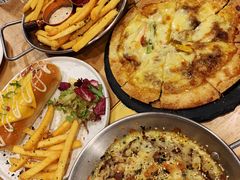 -Hello Peach 蜜桃创意西餐厅(南浔广弘酒店广场店)