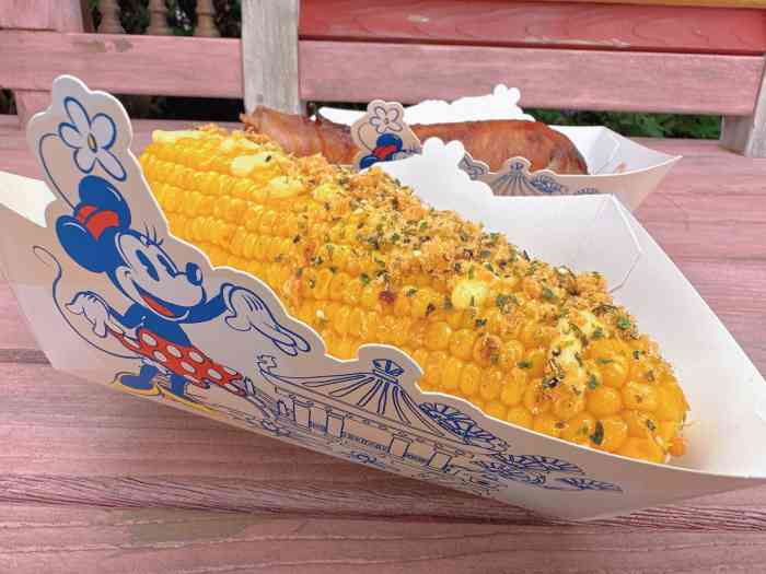 迪士尼火鸡腿-"虽然80块一根 但真是乐园中少有的好味道.