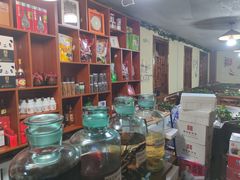 -果松木炭酸菜铜火锅·外婆参鸡汤