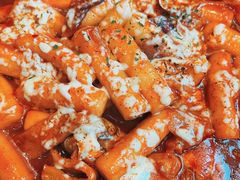 海鲜芝士炒年糕-MI WU FACTORY米屋美食工厂餐厅(绿地店)