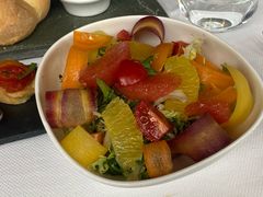花园沙拉配蜂蜜香醋汁及柑橘-AZUR聚(香格里拉饭店)