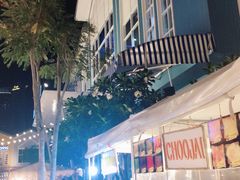 -滨海尚泰美食广场