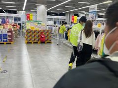 -BIGOFFS 超级折扣(仁恒伊势丹店)