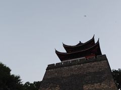 -巴陵广场