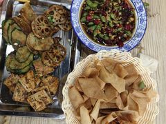 -江城燕子大排档(江汉路步行街店)