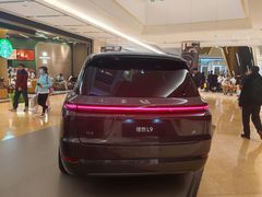 -理想汽车(世纪汇店)