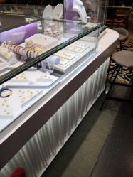 -潮宏基珠宝(天虹石路店)