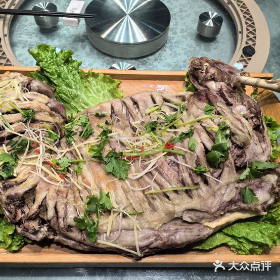 小楼海餐厅(长庆银川燕鸽湖基地店)
