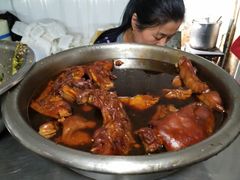 猪蹄-咱家王新国把子肉(县东巷店)