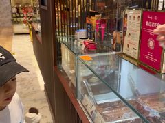 -VENCHI 闻绮(北京国贸商城店)
