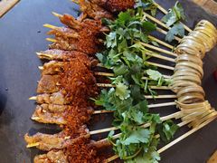 安格斯牛肉-何师烧烤·小龙虾·江湖川菜·精酿啤酒(中铁西城店)