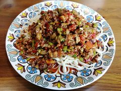 碎肉拌面-歹歹的加个面过油肉拌面